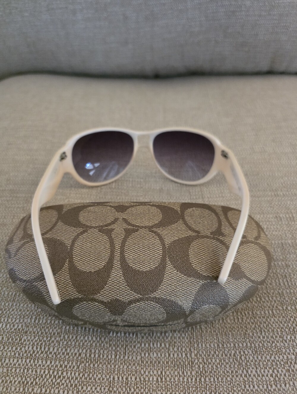 Vintage Coach Apres Ski Aviator Sunglasses White Frame Gradient Lens w/ Case - Picture 5 of 8